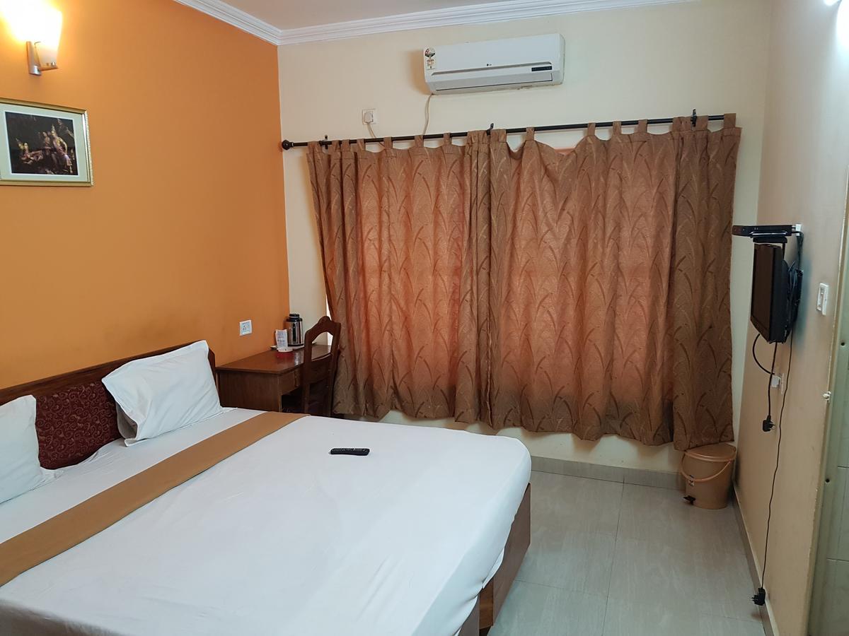 Hotel The Samrat Thiruvananthapuram Exterior photo